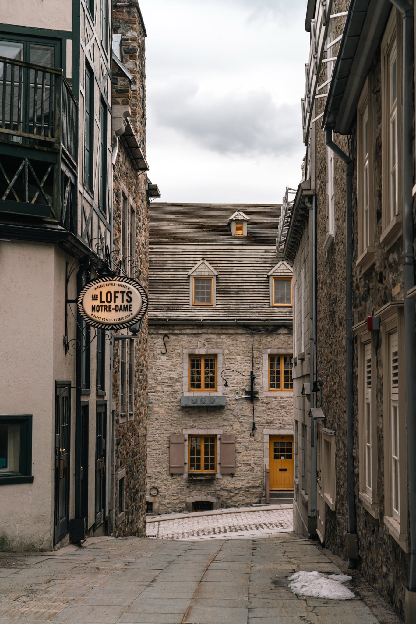 A quiet stone-walled lane in Old Quebec