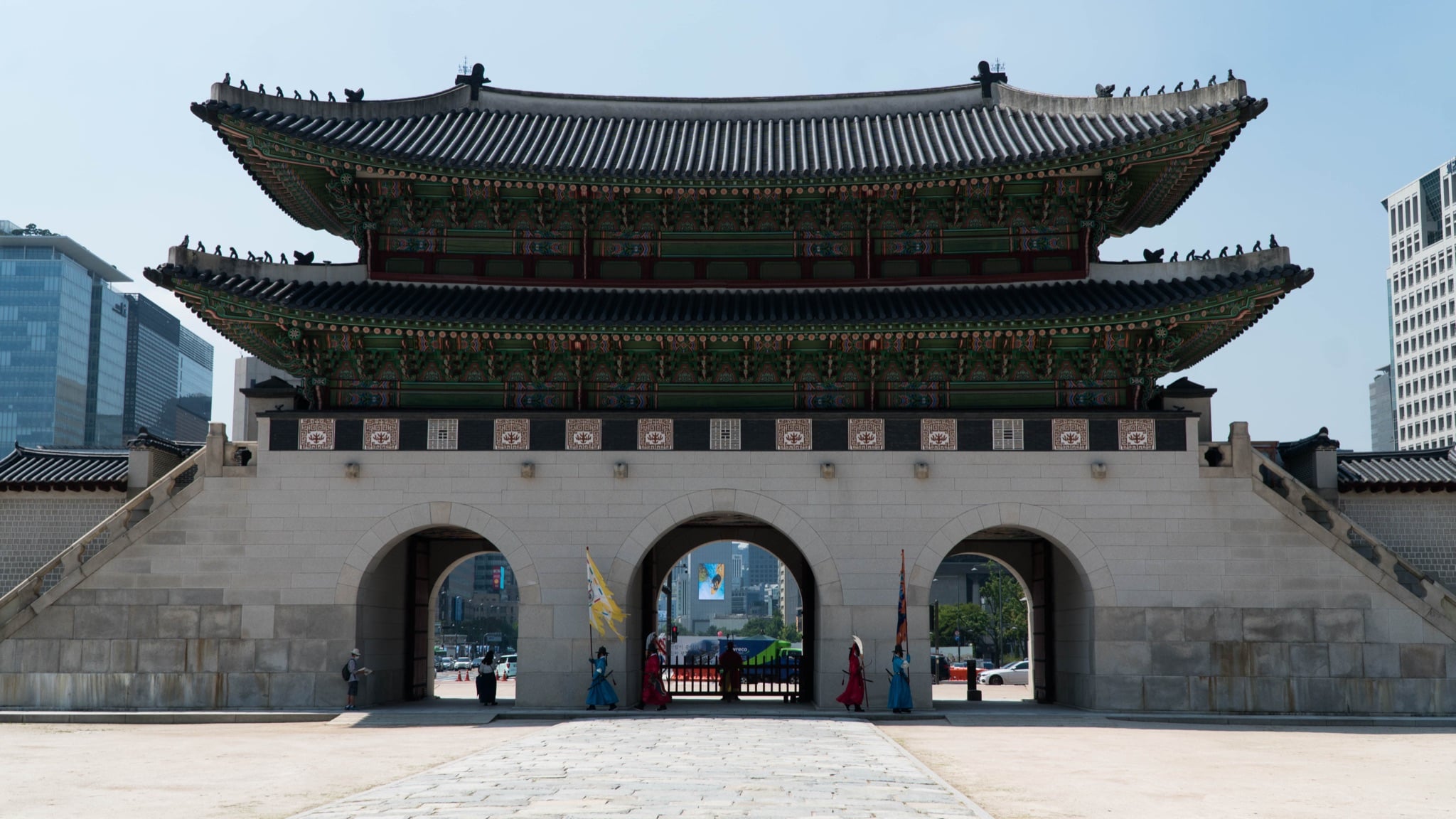 A painted gate at Gyeongbokgung Palace, Seoul