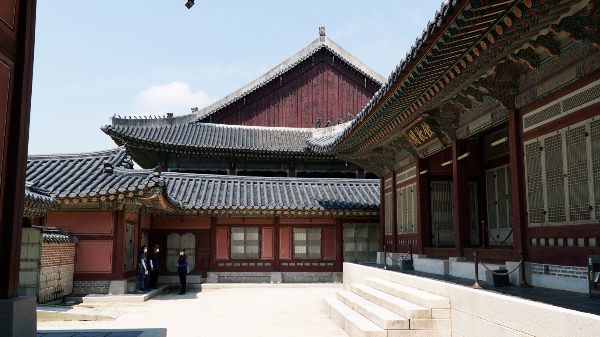 A pavilion in the grounds of Gyeongbokgung Palace, Seoul